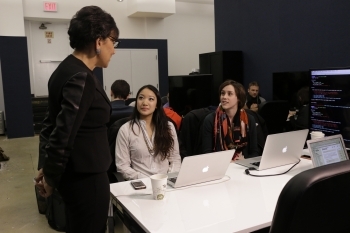 Secretary Pritzker visit New York City&#039;s Flatiron School to see an innovative approach to skills training. 