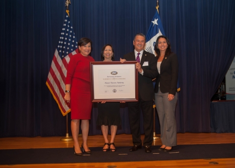 Commerce Secretary Penny Pritzker Presents a 2016 Presidential “E” Award for Export Service