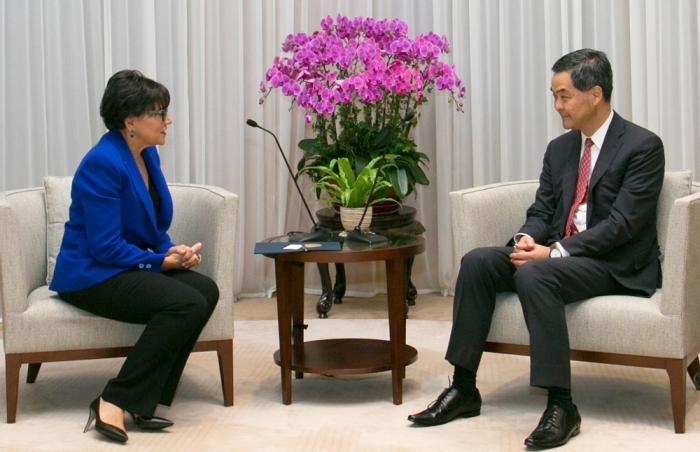 Secretary Pritzker meets with Hong Kong Chief Executive CY Leung