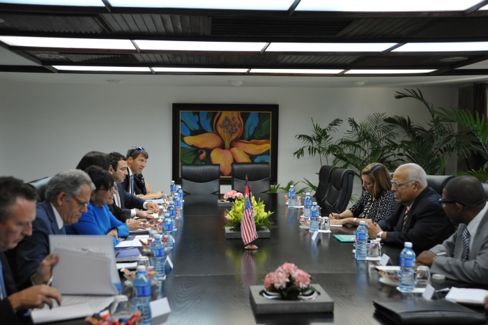 Secretary Pritzker meets with Cuban VP of the Council of Ministers Cabrisas