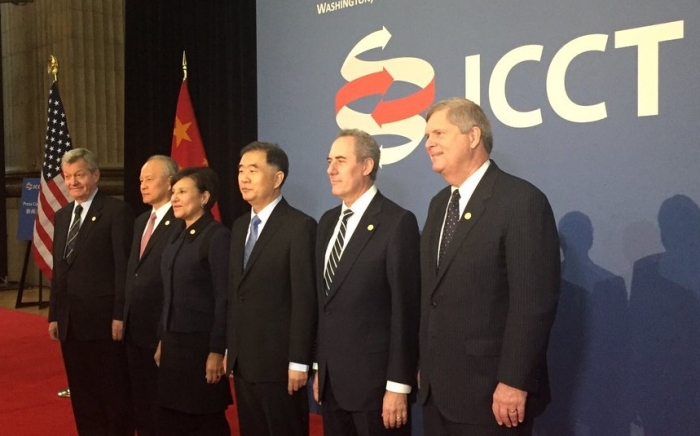 Commerce Secretary Pritkzer, Chinese Vice Premier Wang Yang, U.S. Trade Representative Froman, U.S. Agriculture Secretary Vilsack and U.S. Ambassador to China Baucus at the 27th U.S.-China JCCT