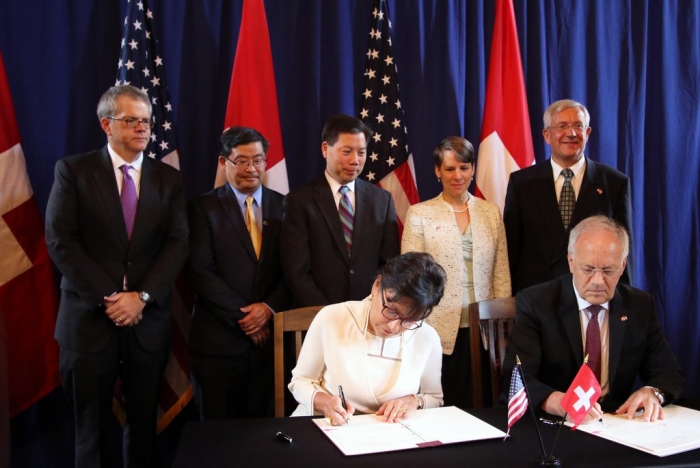 Secretary Penny Pritzker Signs a Joint Declaration with Switzerland on Workforce Development in July, 2015