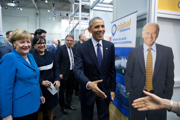 President Obama and Secretary Pritzker at Delaware&#039;s Hannover Messe booth