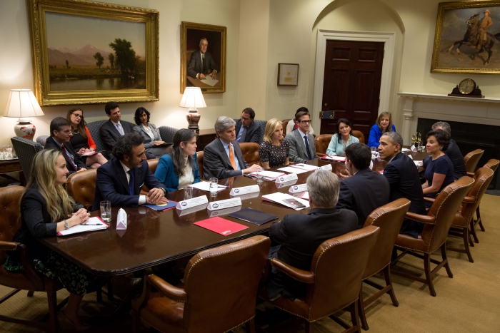 Secretary Pritzker and the Ambassadors for Global Entrepreneurship Meet with President Obama