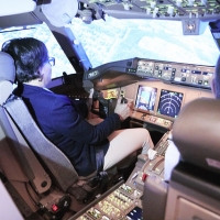 At the Flight Standards Training Center, the Secretary utilized the company’s Boeing 777 flight simulator to experience first-hand what it’s like to pilot one of the jumbo jets. 