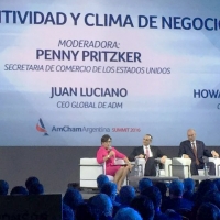 Secretary Pritzker moderated a panel discussion with Archer Daniels Midland CEO Juan Ricardo Luciano, The AES CorporationPresident and CEO Andres Gluski, and Dow Chemical Company Vice Chairman Howard Ungerleider