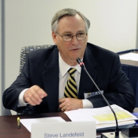 Portrait of Steve Landefeld
