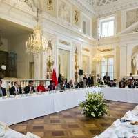 Secretary Pritzker and members of the President&#039;s Export Council meet with Polish business representatives from Leviatan in Lazienki Park, Warsaw on September 30, 2014