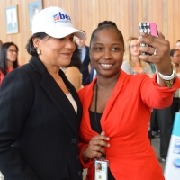 Secretary Pritzker Welcomes BEA to Suitland